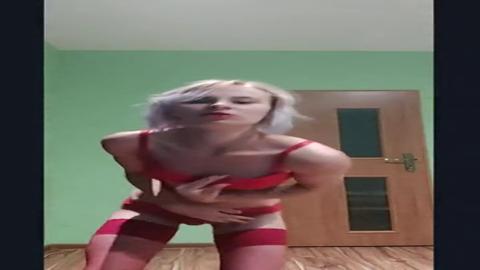 Wicked Pole dance striptease of curvy, horny🥵 Poland babe in sultry lingerie gettin' nasty!