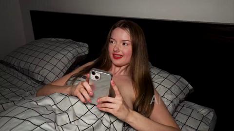What's wrong with unfulfilled vaginas longing for brutal anal👌 intrusion?