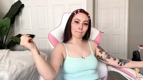 Gobbling sweaty vaginas, surrendering to insatiable gummy voids