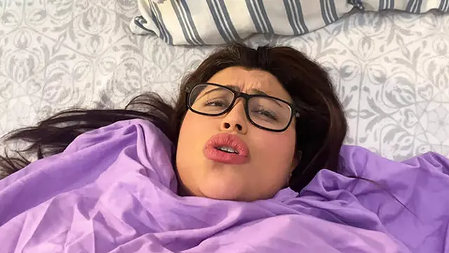 I Fulfill milf′s Needs and Reject Fake Plastic