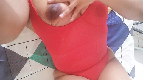 Stepdaughter fondles herself, savored lusciously, craving a huge dick🌭