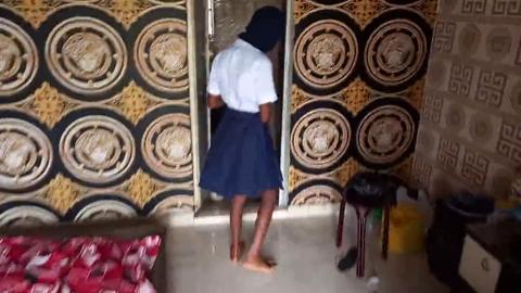 Sexy Nigerian teen gets pounded raw after school, massive black cock🌭, juices dripping
