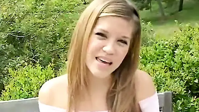 Horny teen topanga fingers her pussy