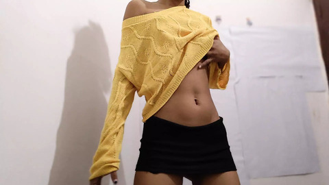 Girlfriend's secret🤫 sex tease on video call drives boy crazy: wet and wild