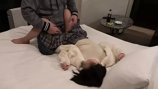 Young and Beautiful Asian Whore Gets Railed by Black Cock🌭