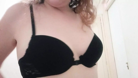 Rub my breasts with your cock🍆, please