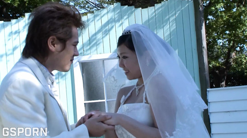 Blistering hot Japanese MILF gets naked for a wedding, ready to get freaky and sloppy