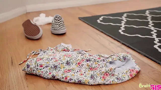 boyfriend′s Private🤫 Blowjob Party with S13: 2 Fresh Teen Twats