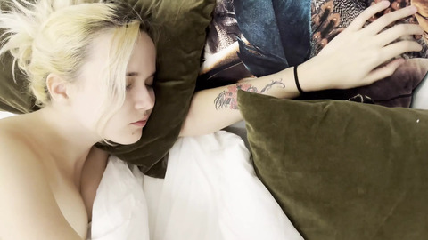 Morning craving: eager blonde seeks cock🌭 pounding on a daily basis