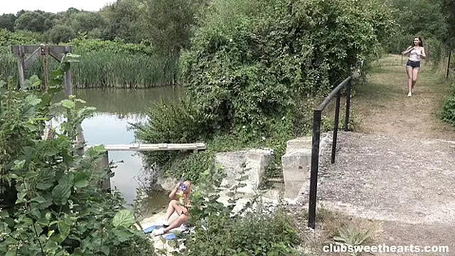 Shelley Bliss Banging Outdoors - Clubsweethearts