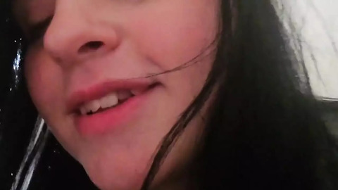 Dark-haired Beauty's Big Boobs Devoured &接收Deep Throat Action