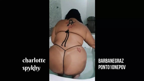Naughty😈 Young babe giving hot blowjob & getting fucked in bathtub