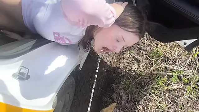 The Hot Girl Devours Anal👌 & Urinates In A Racy Taxi Session