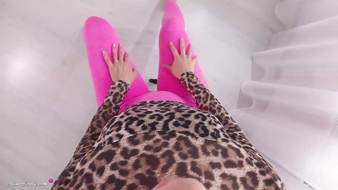 Leggings babe teaches dick🌭 sucking 101 with nipple-bumping POV blowjobs
