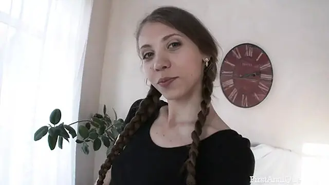 Young girl′s ultimate anal👌 obsession: ′FIRSTANALQUEST′