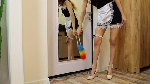 Cleaning and Fuck Pussy with Dildo
