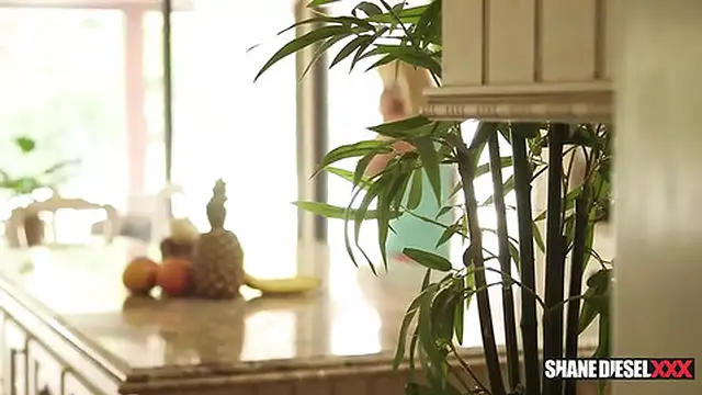 Rikki Rummaging Inside Shane′s Gigantic Pole