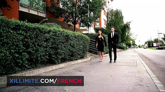 Big Tits Secretary Gets Double Penetration