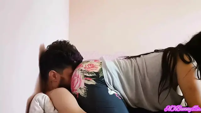 Crushing His Face with My Gas