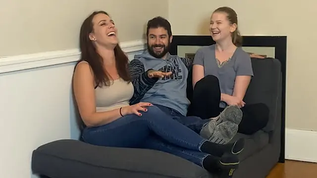 A Strip 5 Fingers Down grants this lucky guy a double blowjob