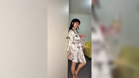 Hot Asian MILF Fucks Stranger Under指令