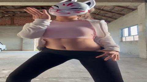 Public Dance Seduction & Masturbation: Am I Doing It Right? #AdultContent