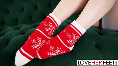 Paris White's Xmas Foot Fetish Fantasy