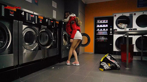 Public Fingering👉: College Cutie Screams In Heat