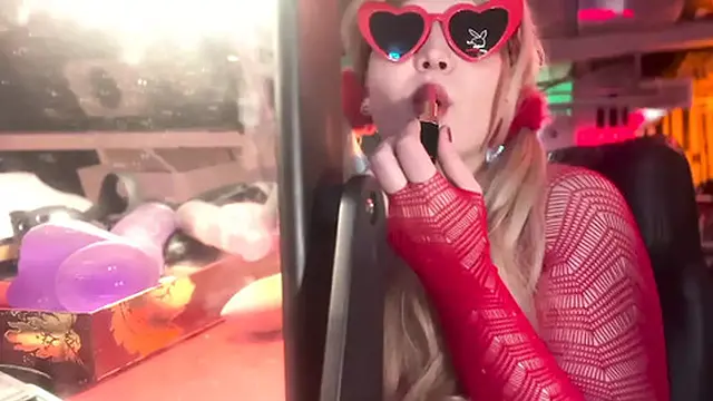 Dirty Cuck Gets Cumshot