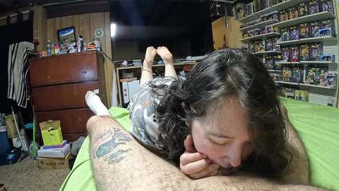 Stepdaughter blowjob then fucked hard over the bed, cumshot in her tight pussy🌮️
