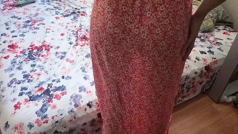 Horny🥵 Housewife Dressed for Cumshot Encounter