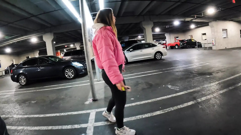 Stranger's Cum Devouring Girl Sucks Dick🌭 in Car