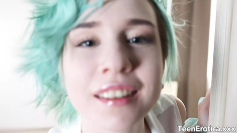 Alice Greedily Devours Anal👌 Sex