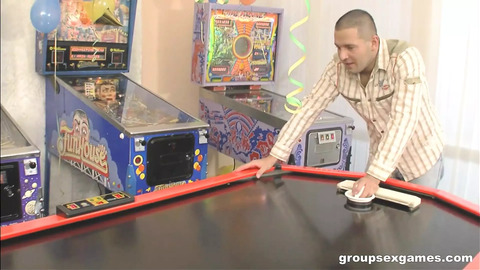 Airtight Sex - Groupsexgames