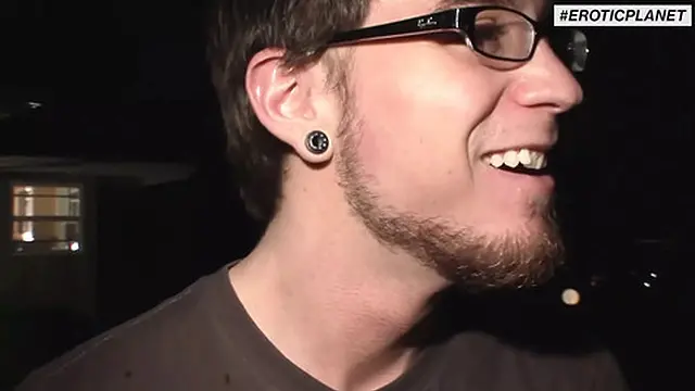 Her edge - Sweet deepthroat teen