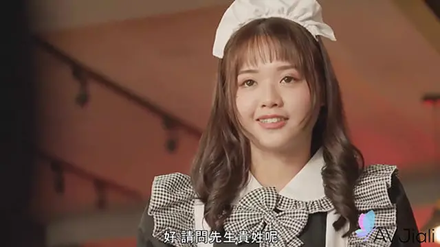 Sexy Caffe Maid Wen Ruixin Pleasured by a Customer