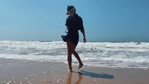 Dirty Beach Whore, Teen Girl Fucks Dude, Public Squirting, Blowjob Orgy Gone Wild!