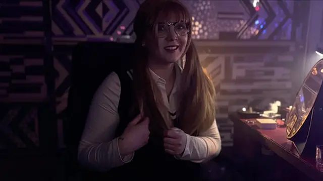 MY milf′S BUDDY DIGS MY LOOKS