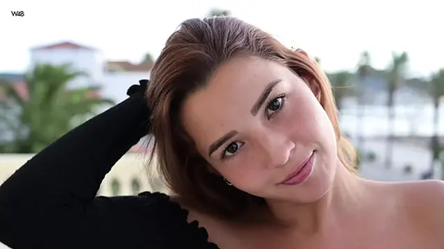 Masturbating Agatha Vega Is Always a Show