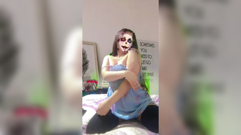 I'm too to stop jerking off in front of the camera