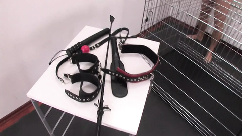 Teen slave was fisting with a king size dildo