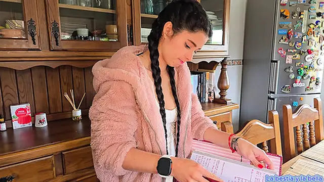 Intense sex and deep throat for a hot teen′s favor