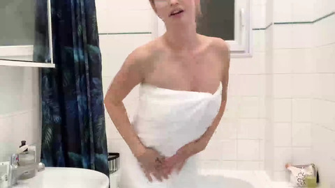 Dirty Sultry Siren Fucks Herself Silky Smooth in Steamy Stall Shower🚿 Squirt Fest