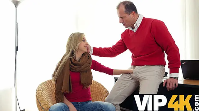 Old dick🌭 is the slut′s favorite for favors