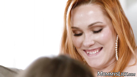 Stepmom Taylor Gunner and stepdaughter Maya Woulfe SQUIRT together