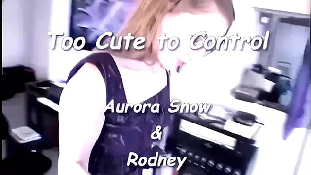 Old Aurora Snow Exposed Pussy✌