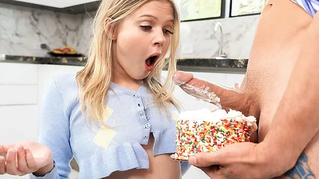 boyfriend′s Thick Stick Outshines Cake for Coco Lovelock′s Sopping Pussy🌮️