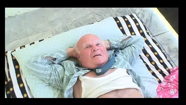 Step hunk′s Massive Stick Delivers Unmatched Pleasure