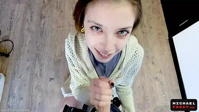 I Fucked My Neighbor′s Wife For A Favor