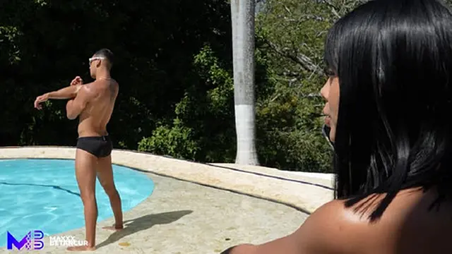 Swimming teacher has hardcore sex in the pool with his student - Max Betancur & Athenea Rosse